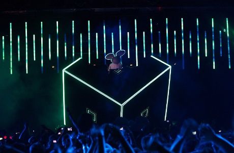 Deadmau5 podłączony do matrixa