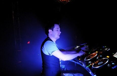 Oakenfold odgrzewa kultowego seta sprzed 15 lat