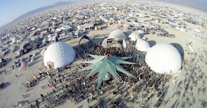 Specjalnie dla FTB: Indecent Noise wspomina festiwal Burning Man