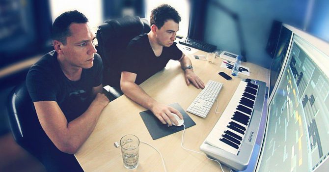 Hardwell i Tiesto grają Polaków