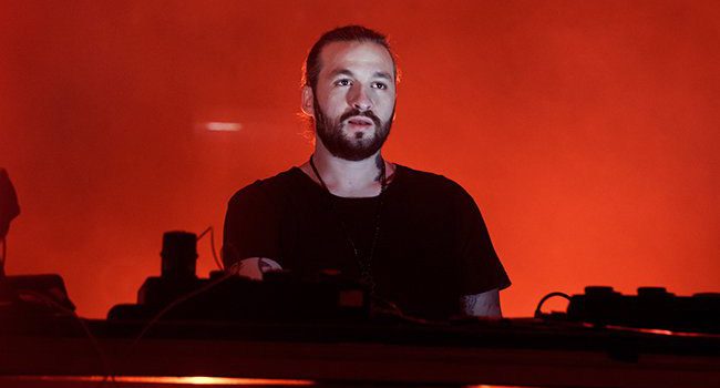 Steve Angello zremiksował Jean-Michel Jarre’a i M83