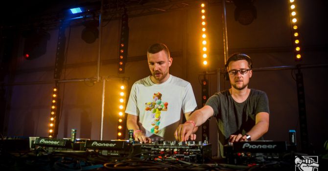 Polski duet w TOP 10 albumów roku wg DJ MAGA!