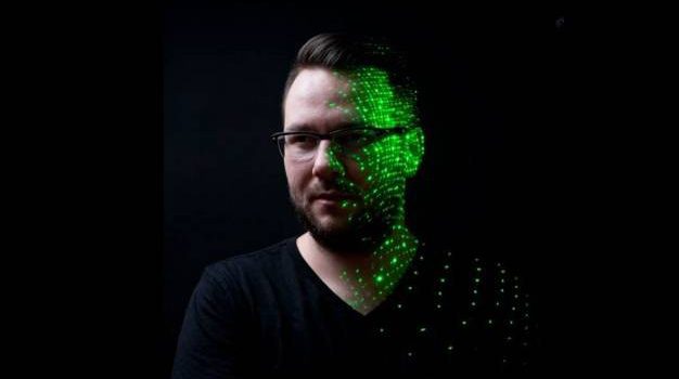 Jakub Rene Kosik wrócił do techno (płyty rozdane)