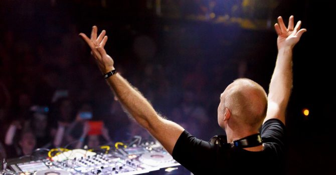 Solarstone z nowym singlem: 'pięknie jak zawsze’?