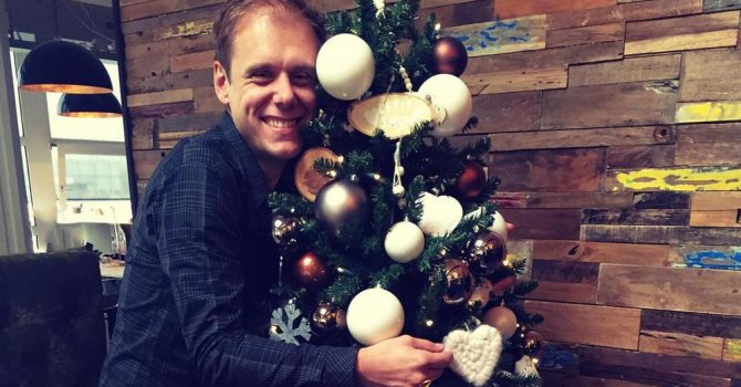 Armin van Buuren prezentuje…Christmas Days!