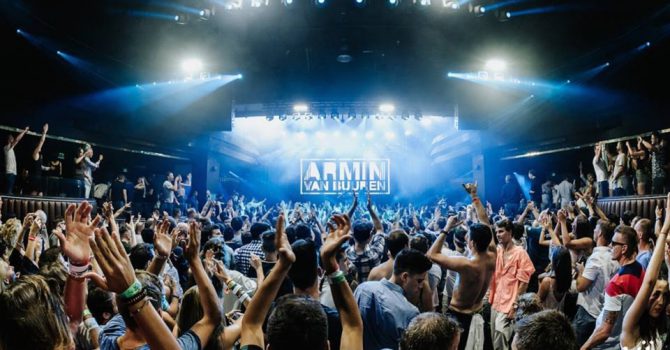 Armin van Buuren z 6-godzinnym video setem z klubu na Ibizie!