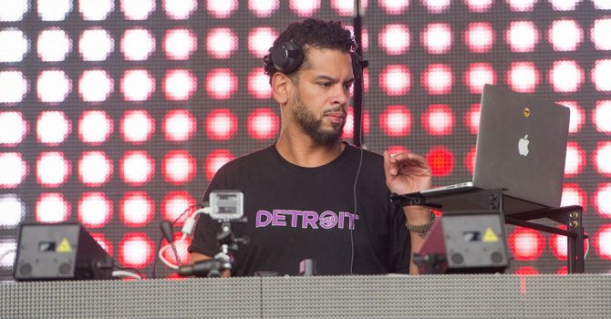 MK (Marc Kinchen) udostępnił pełny 90-minutowy set z Creamfields 2021