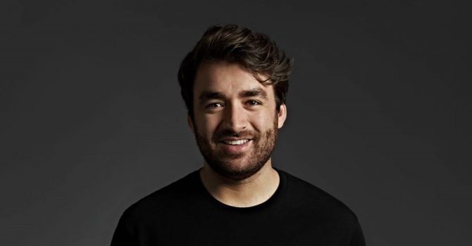 Oliver Heldens remiksuje Purple Disco Machine. Posłuchaj nowej wersji 'In The Dark’