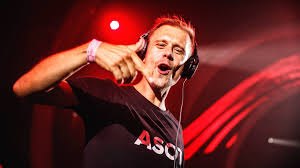 Armin van Buuren prezentuje mix „A State Of Trance 2022”