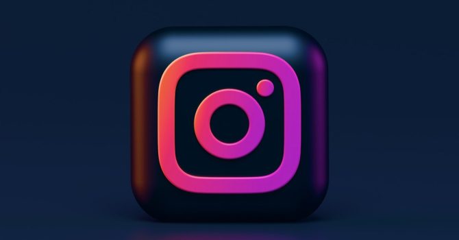 Limity w Stories na Instagramie. Koniec hurtowych relacji z festiwali?