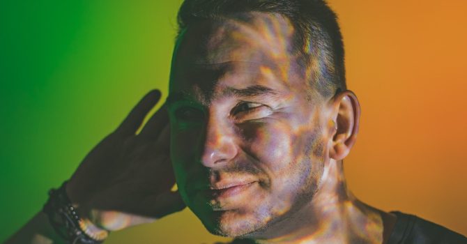 Afterek po Westbamie: Thomas Palec