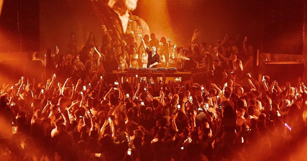 DJ Snake oddaje hołd hinduskim fanom. Posłuchaj „Guddi Riddim”