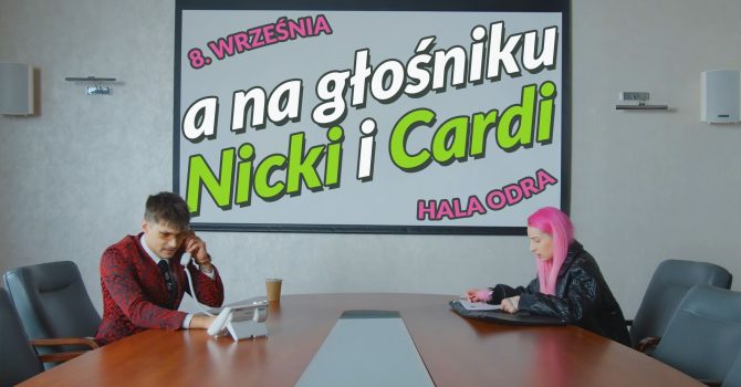 “…a na głośniku Nicki i Cardi”