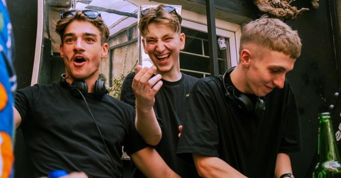 Afterek: Bassment