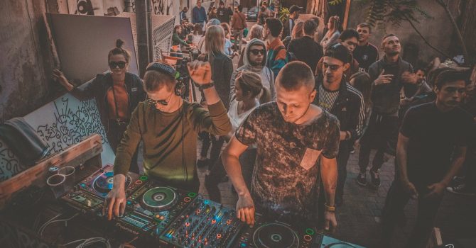 Afterek: KVSN (Keytov & SIM.ON)