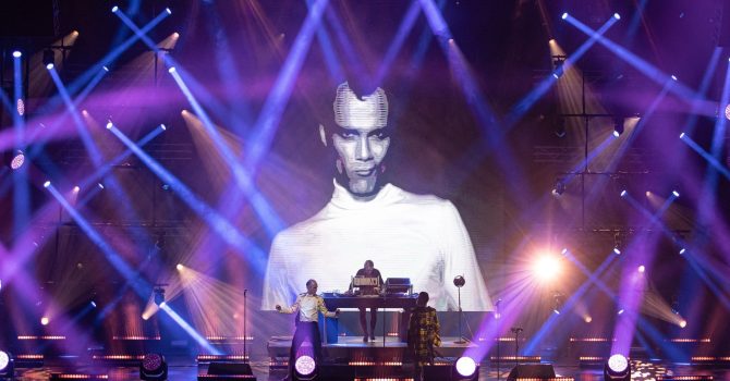 From Iceland with Love: GusGus Dj Set w Katowicach i Warszawie z Udziałem Biggi Veira – Legendy Elektronicznej Sceny Islandii!
